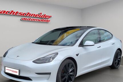 Tesla Model 3 88.686 km 27.790 &euro; Beelitz 14547