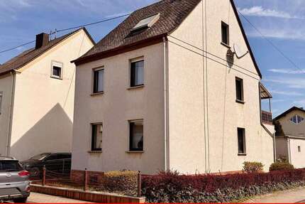 Haus Urmitz - 5 Zimmer, 140 m&sup2;, 279.000&euro; | Angebot:26161599