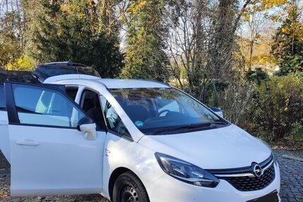 Opel Zafira 91.000 km 11.990 € Dresden 01129