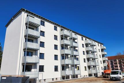 Für Jung u. Alt altersger. u. barrierefr. Fahrstuhl u. Balkon
