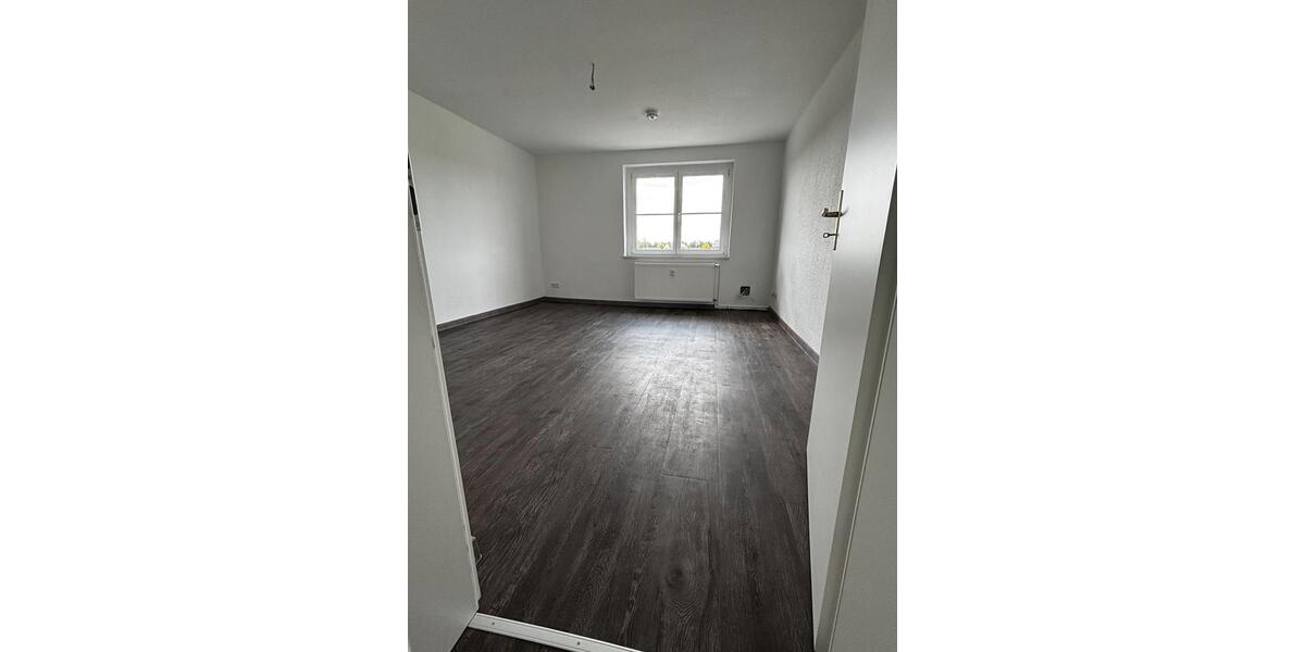 Erdgeschoßwohnung Guben - 3 Zimmer, 60 m&sup2;, 650&euro; | Angebot:26675864