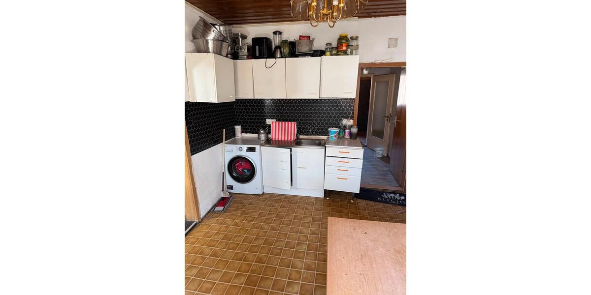 Mehrfamilienhaus, Wohnhaus Schnaittenbach - 5 Zimmer, 160 m&sup2;, 215.000&euro; | Angebot:27209500