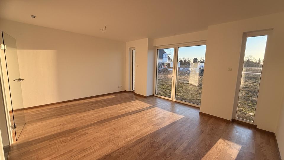 Reihenhaus Taucha - 5 Zimmer, 132 m&sup2;, 1.700&euro; | Angebot:25381914