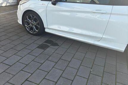 Ford Fiesta 49.850 km 10.990 &euro; Bielefeld 33649