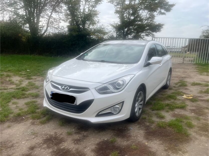 Hyundai i40 299.999 km 5.400 € Ludwigshafen 67059