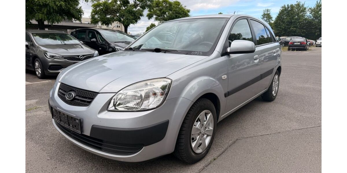 Kia Rio 161.176 km 850 &euro; Berlin 12249