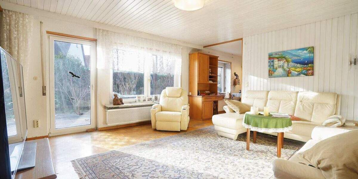 Einfamilienhaus Bretten - 7 Zimmer, 220 m&sup2;, 685.000&euro; | Angebot:24712191