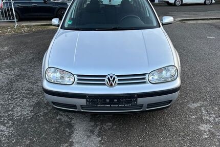 VW Golf 123.000 km 2.200 &euro; Fellbach 70736