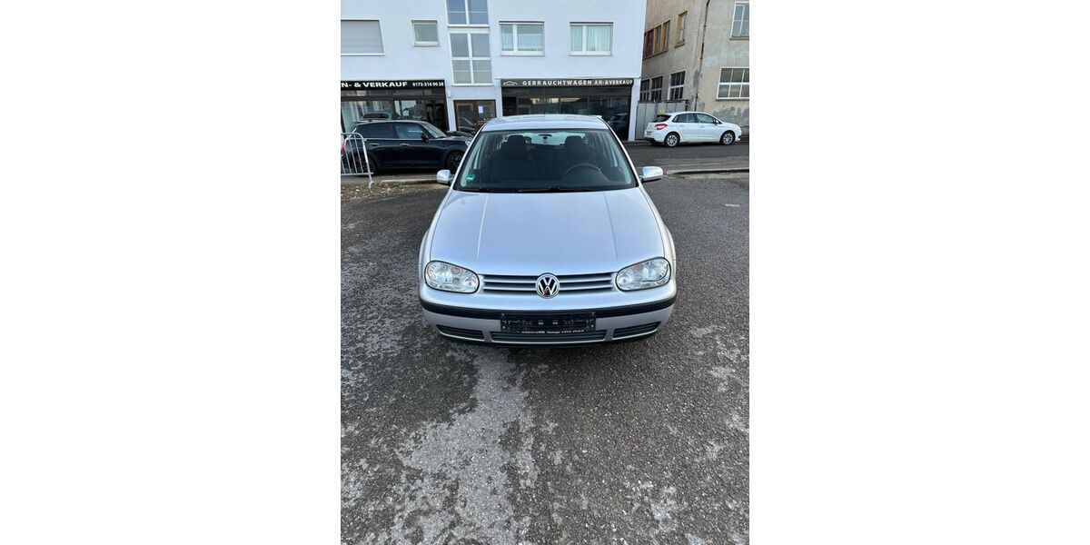 VW Golf 123.000 km 2.200 &euro; Fellbach 70736