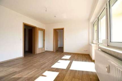 Wohnung Riesa Neuweida - 2 Zimmer, 49 m&sup2;, 320&euro; | Angebot:26695543