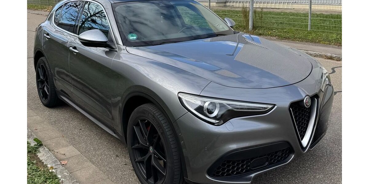 Alfa Romeo Stelvio 46.500 km 27.990 &euro; Müllheim 79379
