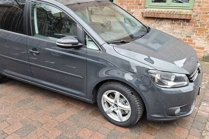 VW Touran 259.000 km 7.800 &euro; Wismar 23966