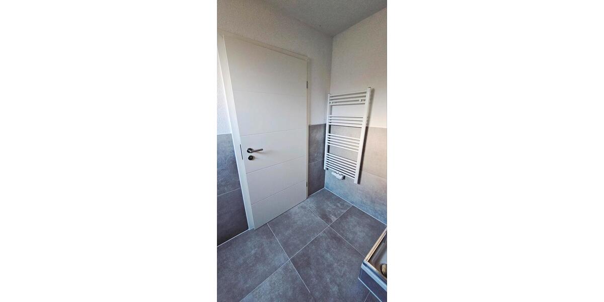 Schöne 2 Zimmer keller Wohnung zu vermieten 2 zimmer