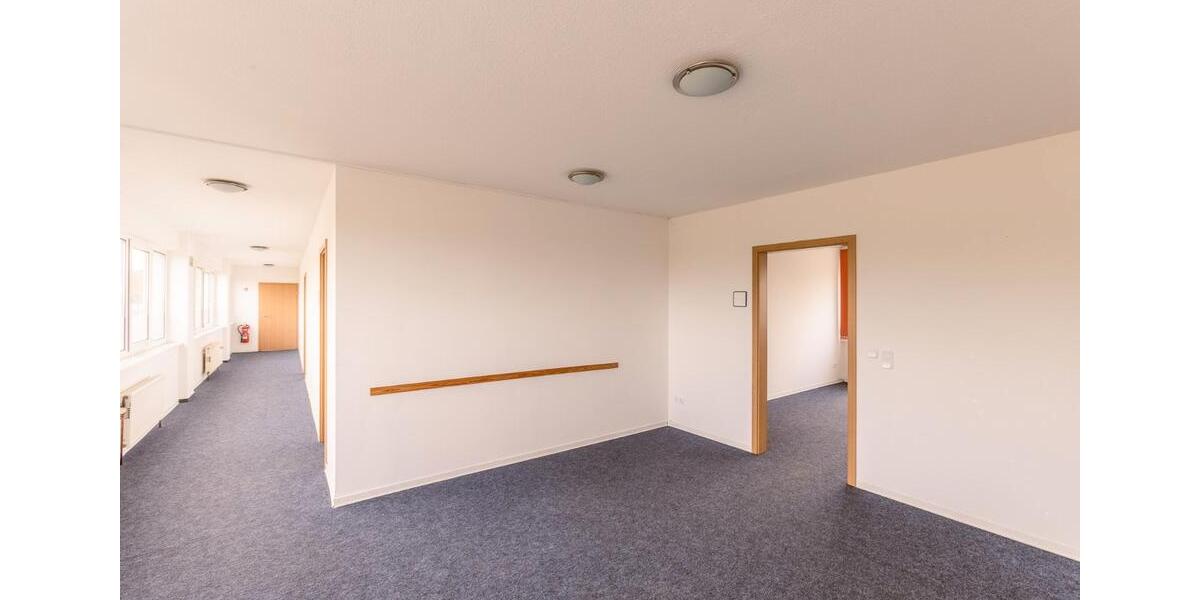 Gewerbeobjekt Husum - 1.650&euro; | Angebot:26680017