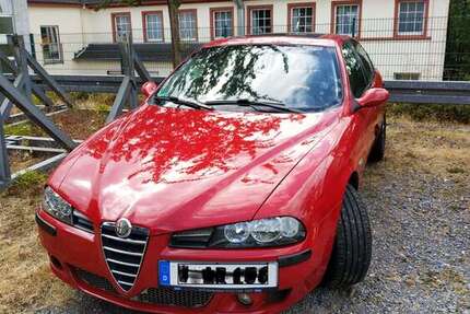 Alfa Romeo 156 211.000 km 2.990 &euro; Warburg 34414