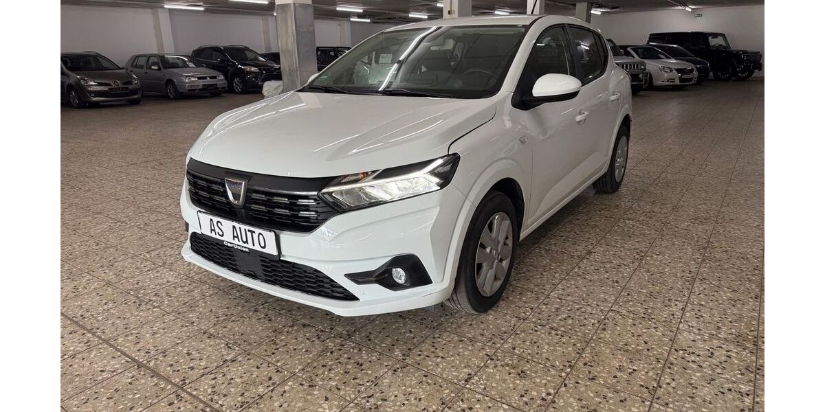 Dacia Sandero 110.000 km 6.998 &euro; Suhl 98528