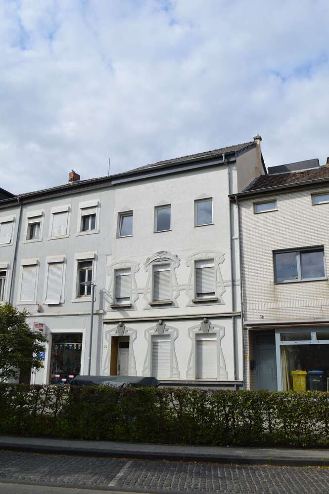 Haus zum Kaufen in Eschweiler 239.000 € 170 m²