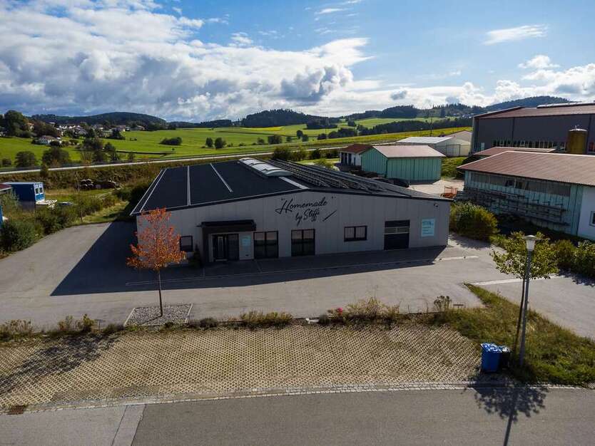 Halle in Kirchberg i.W. 889.000 € 1000 m² zimmer