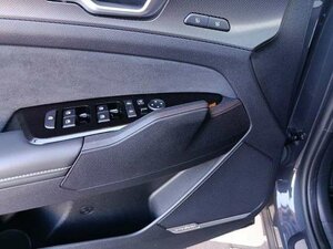 Kia SPORTAGE 1.6T HEV AWD GT LINE |SD|GD|DRI|SOUND 4.346 km 39.990 &euro; Höhenkirchen-Siegertsbrun 85635