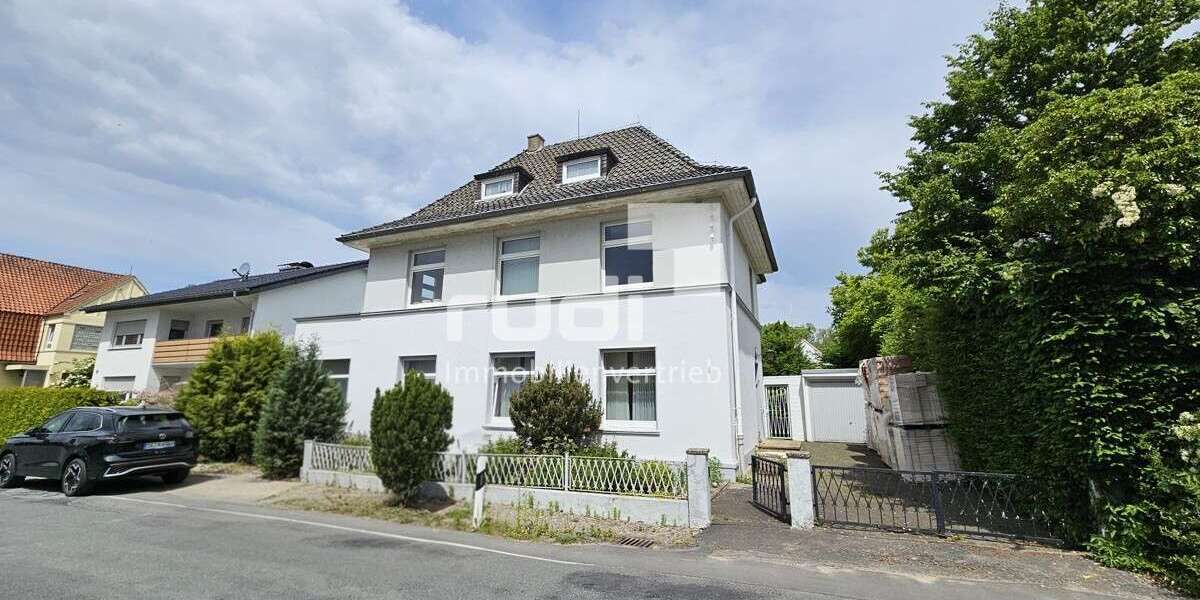 Etagenwohnung Lage - 2 Zimmer, 97 m&sup2;, 650&euro; | Angebot:26765555