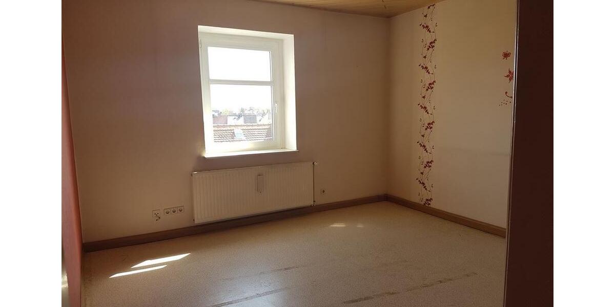 Etagenwohnung Torgau - 4 Zimmer, 95 m&sup2;, 523&euro; | Angebot:26384047