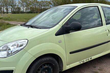 Renault Twingo 69.330 km 2.800 &euro; Gotha 99867