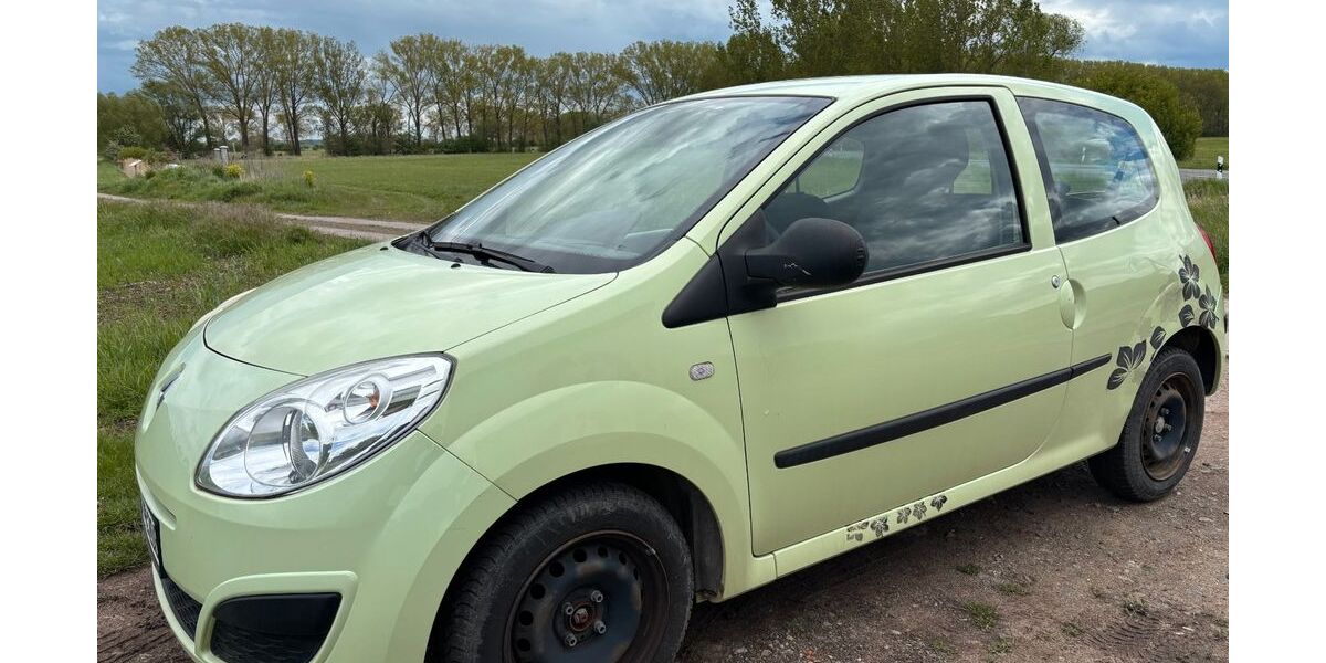 Renault Twingo 69.330 km 2.800 &euro; Gotha 99867