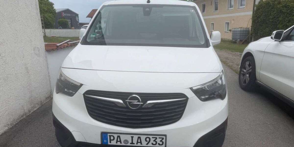 Opel Combo 172.483 km 8.990 &euro; Eging am See 94535