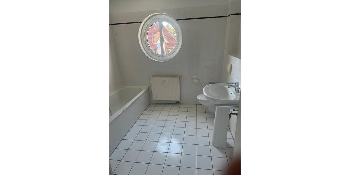 Dachgeschoßwohnung Winsen (Aller) - 4 Zimmer, 98 m&sup2;, 199.000&euro; | Angebot:27164122
