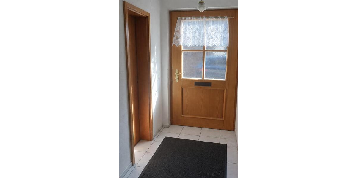 Reihenhaus Nabburg - 5 Zimmer, 140 m&sup2;, 1.800&euro; | Angebot:26326550