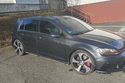 VW Golf 127.666 km 11.999 &euro; Volnsberg 57074