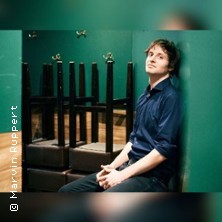 Lennart Schilgen ... macht nichts! Lieder vom Schleifen und Schleifen lassen 14.03.2027 Theater am Wettiner Platz