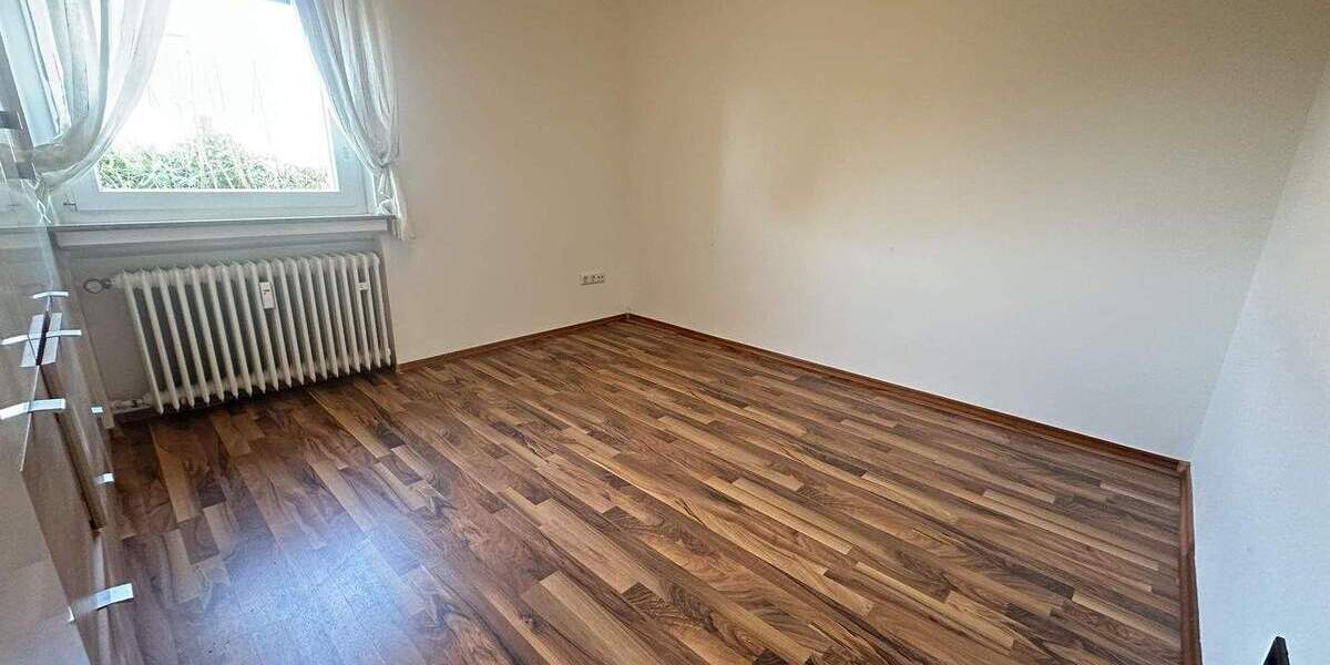 Mehrfamilienhaus, Wohnhaus Leopoldshöhe - 1 Zimmer, 210 m&sup2;, 455.000&euro; | Angebot:25694961
