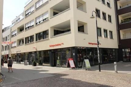 Moderne hochwertig ausgestattete Wohnung unmittelbar an der Fußgängerzone
