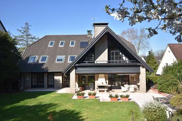 Haus zum Kaufen in Essen 1.980.000 € 325 m²