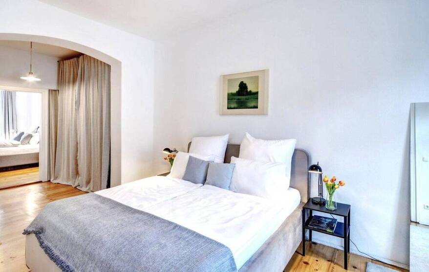 Lehel Isartor. Zentrale Bestlage. Neu, exklusiv möblierte 3,5 Zimmer.