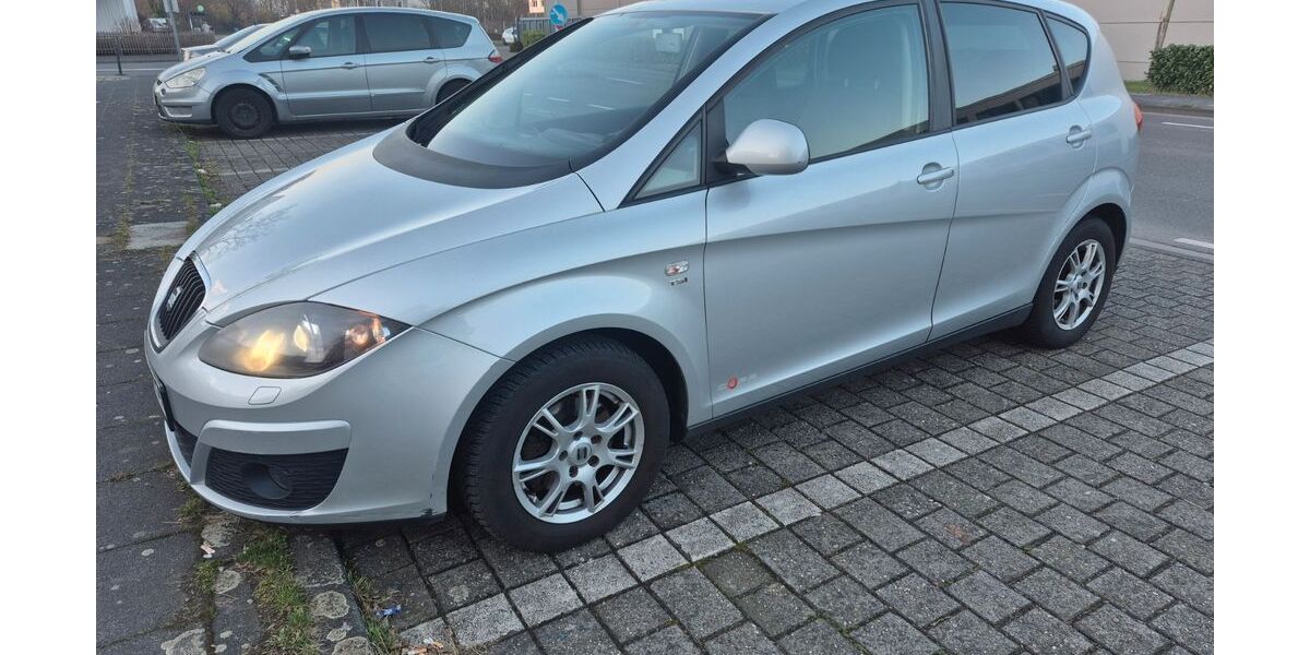 Seat Altea 183.000 km 2.000 &euro; köln 50767