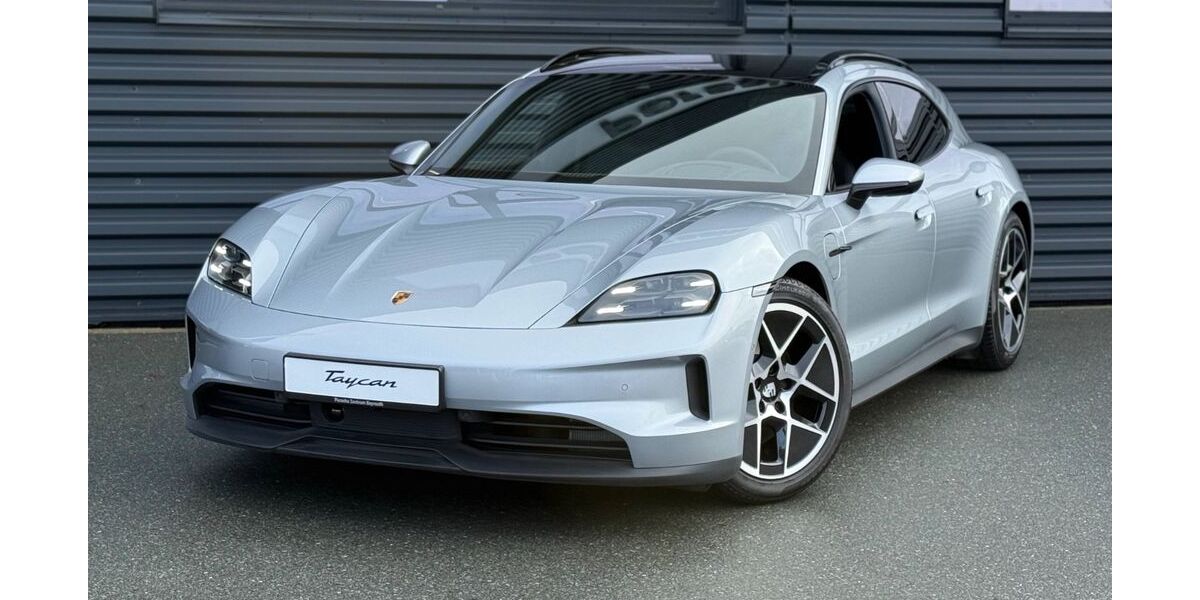 Porsche Taycan 9.900 km 121.900 &euro; Bayreuth 95448