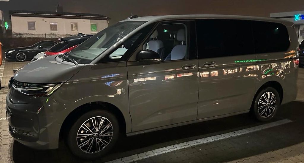 VW T7 Multivan 20.679 km 62.000 &euro; Stralsund 18437