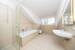 Moderne 2-Zimmer-Dachgeschoßwohnung (BJ 2013) mit großzügiger Dachterrasse im grünen Trudering!