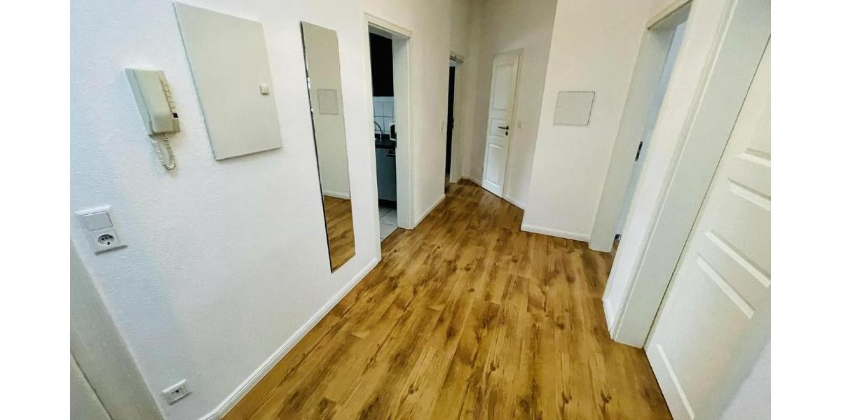 Wohnhaus im beliebten Ostviertel von Gera vermietet zeitgemäß Denkmalobjekt - Mehrfamilienhaus, Wohnhaus Gera Ostviertel | Angebot:26348939