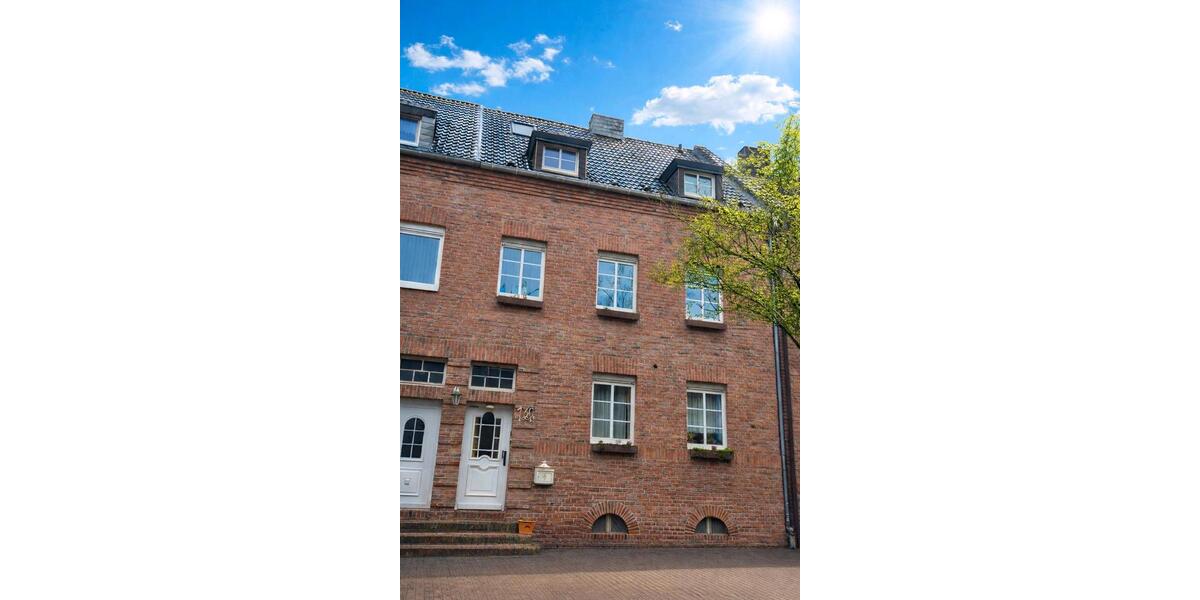 Altbau-Charme trifft Moderne - Generationenhaus von privat 6 zimmer