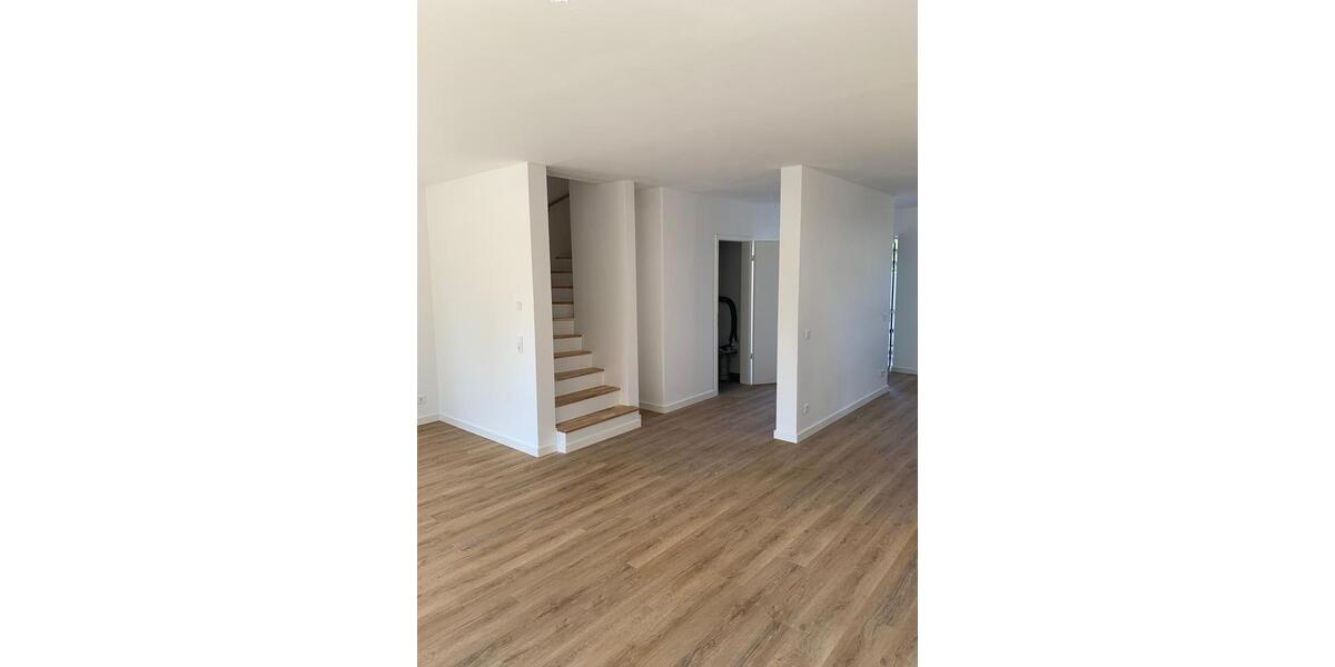 Haus (5 Zimmer) mit Garten in Leuna - DHH Baujahr 2023 5 zimmer