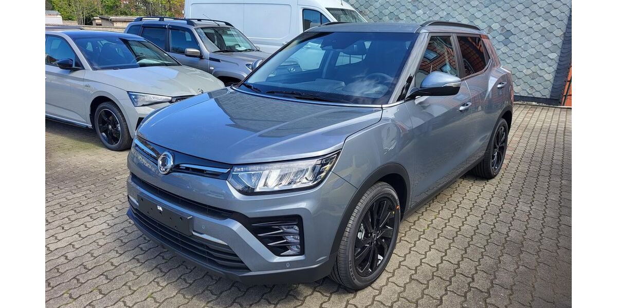 SsangYong Tivoli 20.750 km 18.745 &euro; Halberstadt 38820