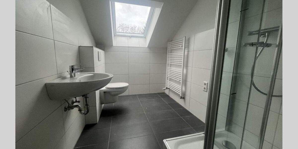 Frisch sanierte 1,5-Zimmer-Dachgeschoss-Wohnung in ruhiger Lage von Kierspe zu vermieten! 1 zimmer