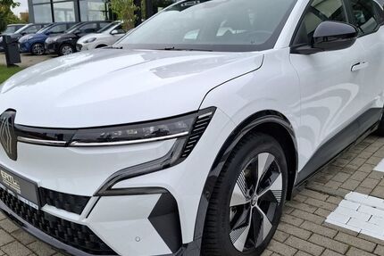 Renault Megane E-TECH 41.025 km 20.900 € Dresden-Altfranken 01156