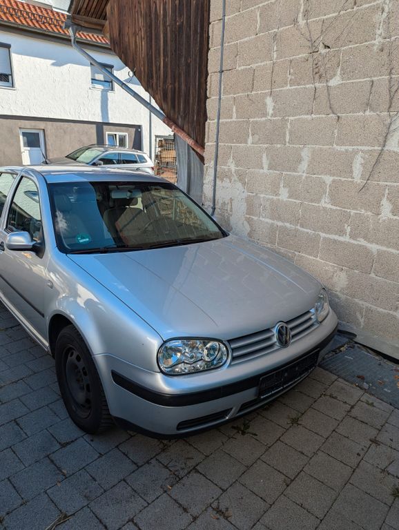 VW Golf 132.197 km 1.000 € Spiegelberg 71579