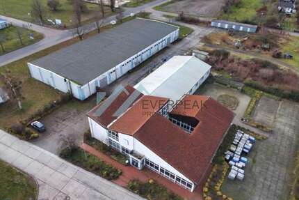 Halle in ZerbstAnhalt 1.490.000 € 2500 m²