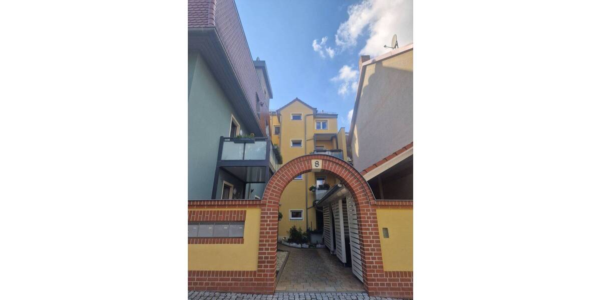 Etagenwohnung Eisenberg - 3 Zimmer, 90 m&sup2;, 720&euro; | Angebot:22902102