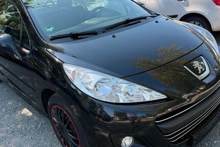 Peugeot 207 118.000 km 3.299 &euro; Chemnitz 09120